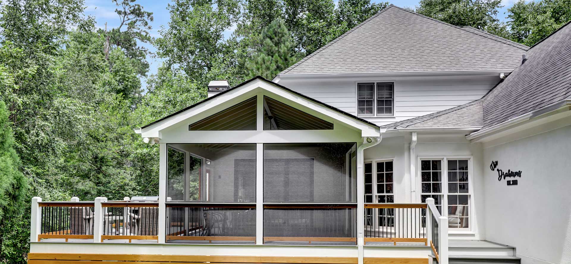 Custom Screened-In Porch Installation Services