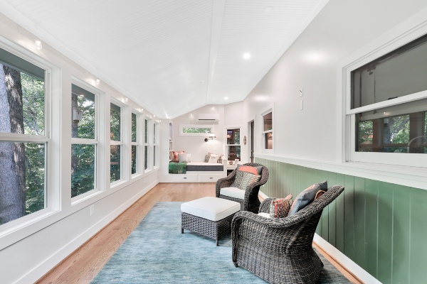 LaRuche-Castle-309WeatherStoneLane02