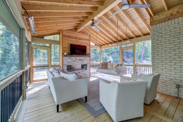 LaRucheCreative-215CameronGlenCt07