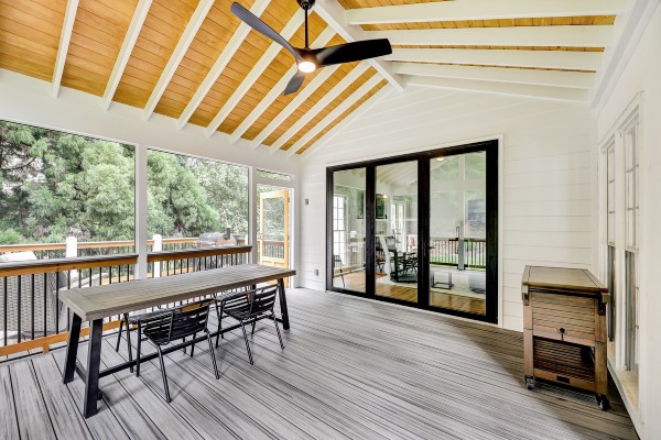 LaRucheCreative-RealEstate-CastleConstruction-1927FieldPondGlen-02