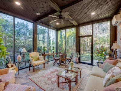 LaRuche_Construction_Castle_2175_Watercrest_Commons-01