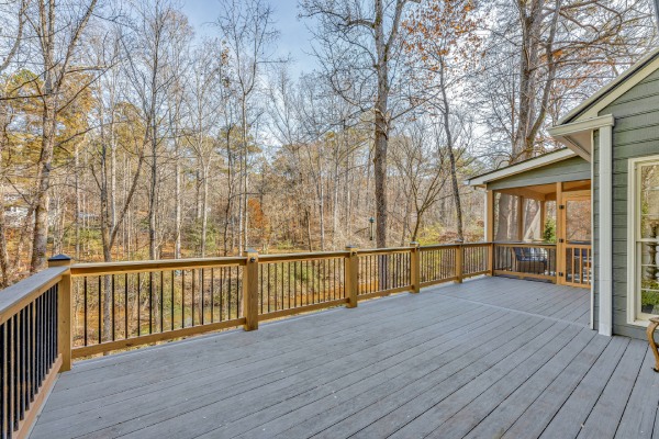 gallery_LaRuche_CastleConstruction_1540_Tennessee_Walker_Dr-01_1659539619