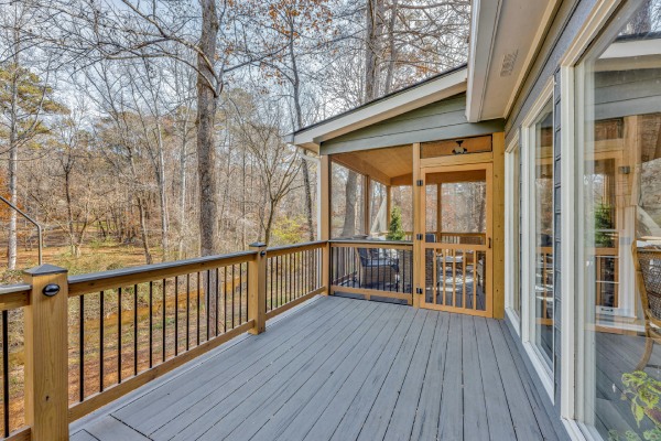gallery_LaRuche_CastleConstruction_1540_Tennessee_Walker_Dr-03_1659539615