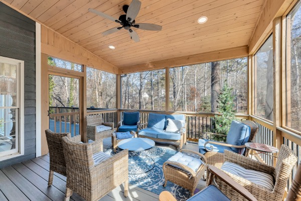 gallery_LaRuche_CastleConstruction_1540_Tennessee_Walker_Dr-05_1659539588