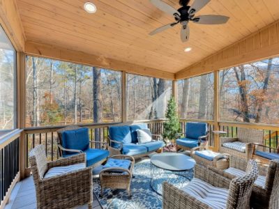 gallery_LaRuche_CastleConstruction_1540_Tennessee_Walker_Dr-06_1659539595