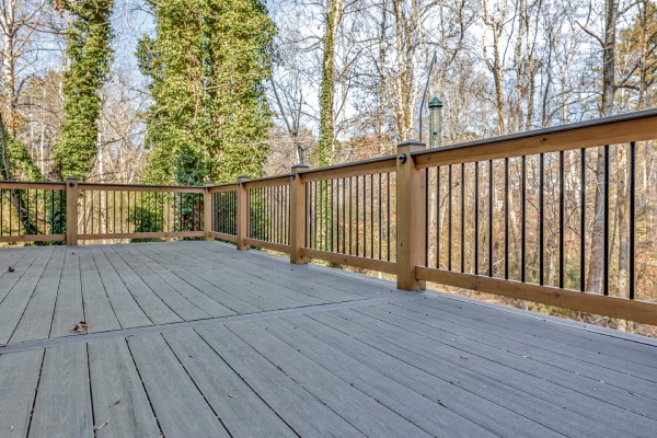 gallery_LaRuche_CastleConstruction_1540_Tennessee_Walker_Dr-11_1659539596