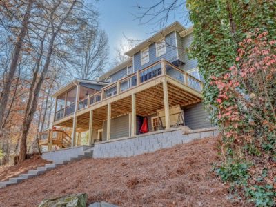 gallery_LaRuche_CastleConstruction_1540_Tennessee_Walker_Dr-20_1659539623