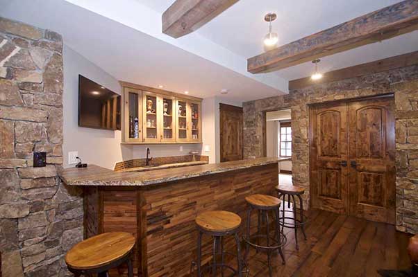 Basement Wet Bar Remodeling1