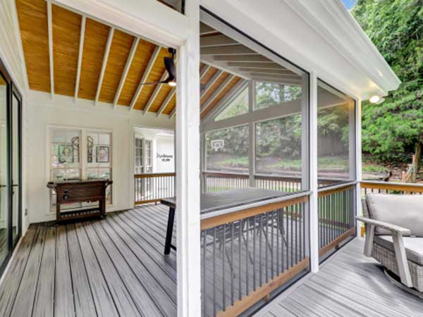Screened In Porch Building